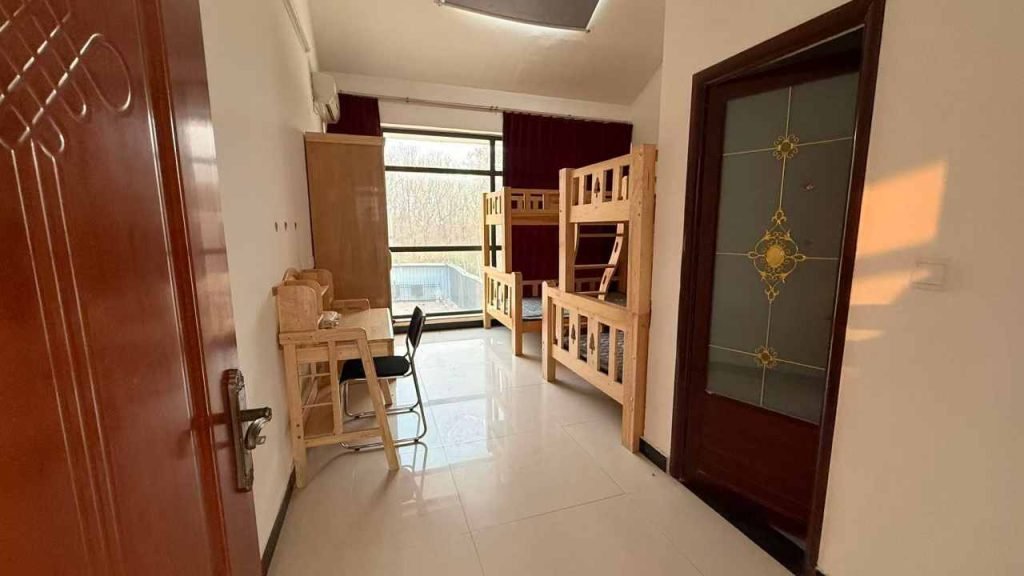 shaolin kungfu twin room 02
